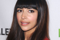 Hannah-simone-long-hair-with-bangs-side
